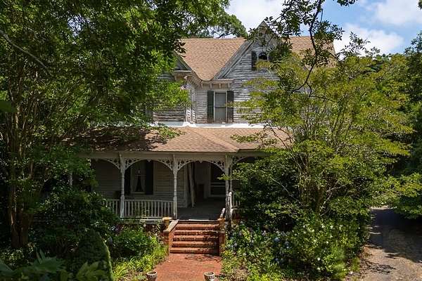 1.59 Acres of Land with Home for Sale in Machipongo, Virginia