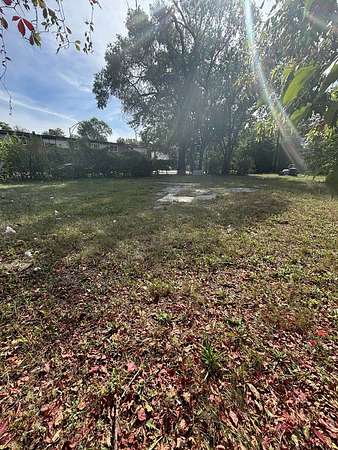 0.09 Acres of Land for Sale in Chicago, Illinois