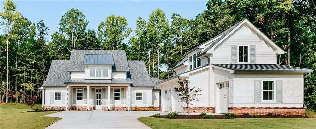 1.52 Acres of Land with Home for Sale in Jefferson, Georgia