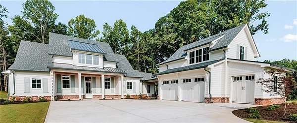 1.52 Acres of Land with Home for Sale in Jefferson, Georgia