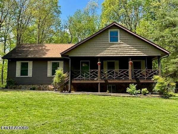16.5 Acres of Land with Home for Sale in Jamestown, Tennessee