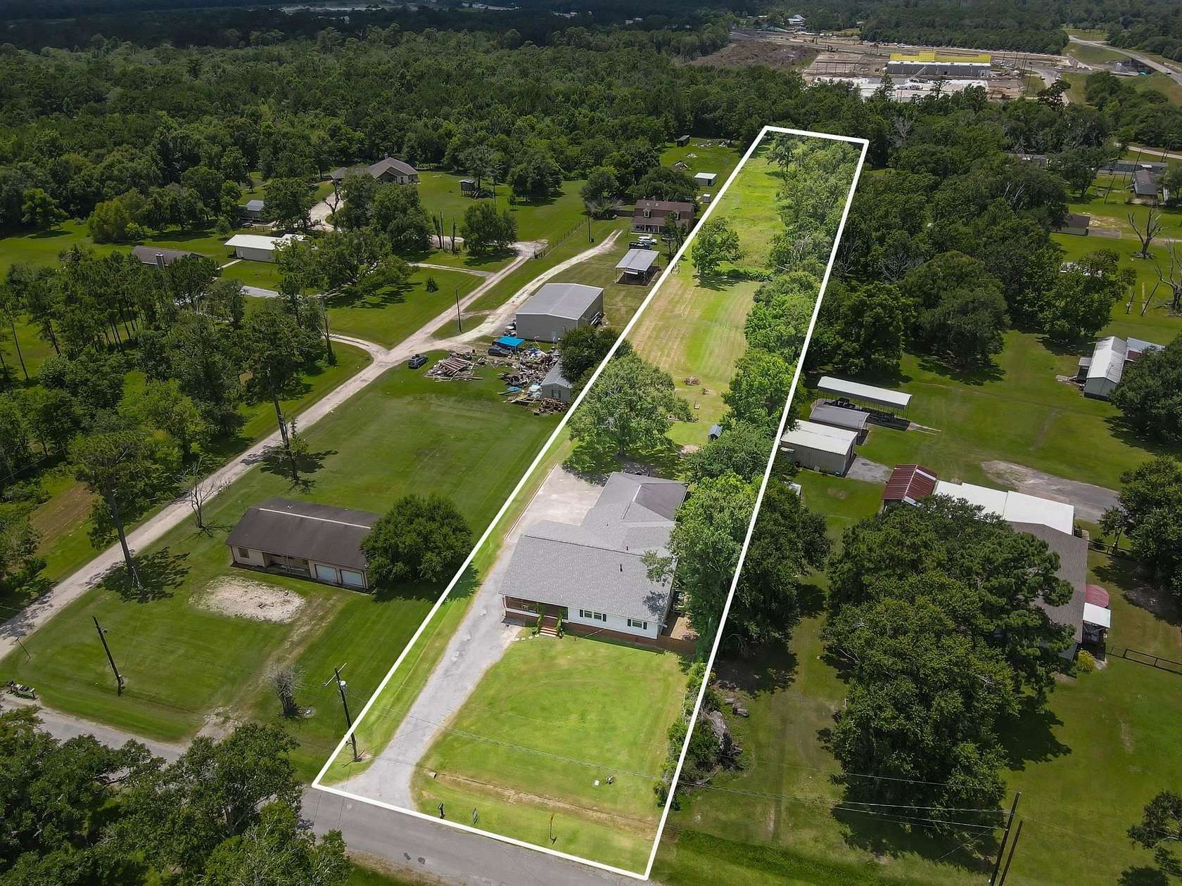 2.44 Acres of Improved Residential Land for Sale in Beaumont, Texas