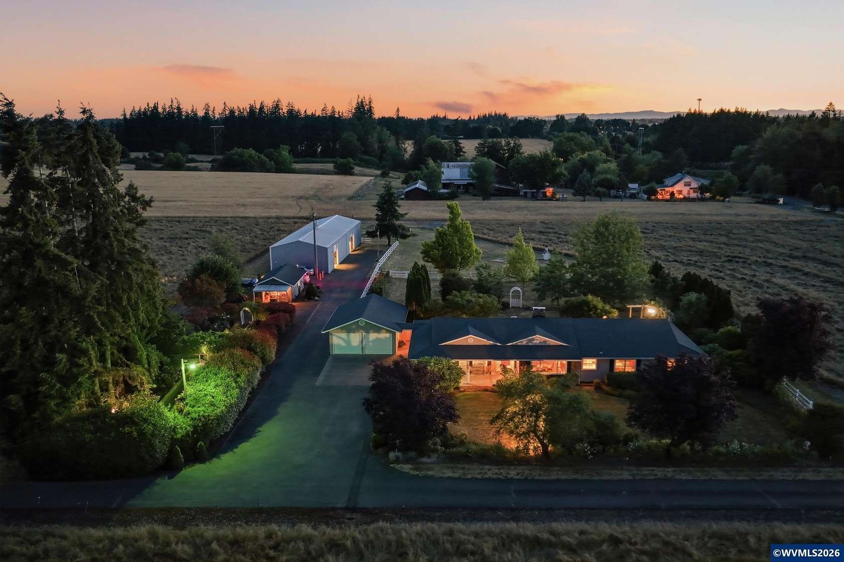 14.3 Acres of Land with Home for Sale in Hubbard, Oregon