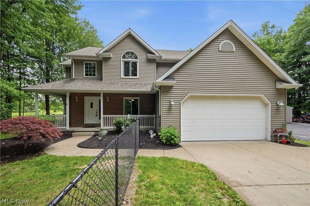 5.3 Acres of Land with Home for Sale in North Jackson, Ohio
