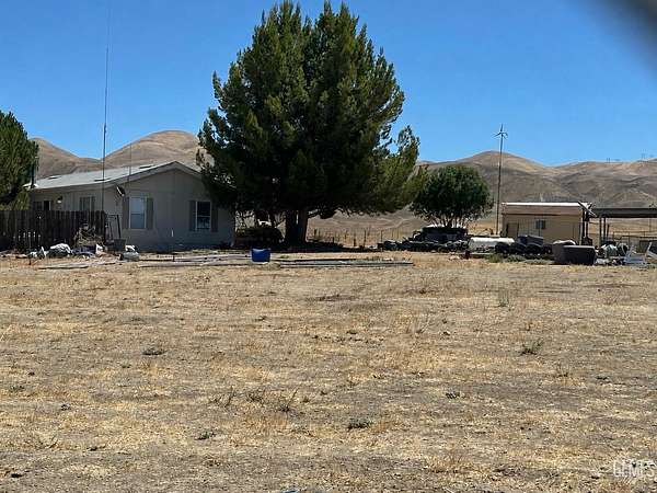 5 Acres of Land with Home for Sale in Santa Margarita, California