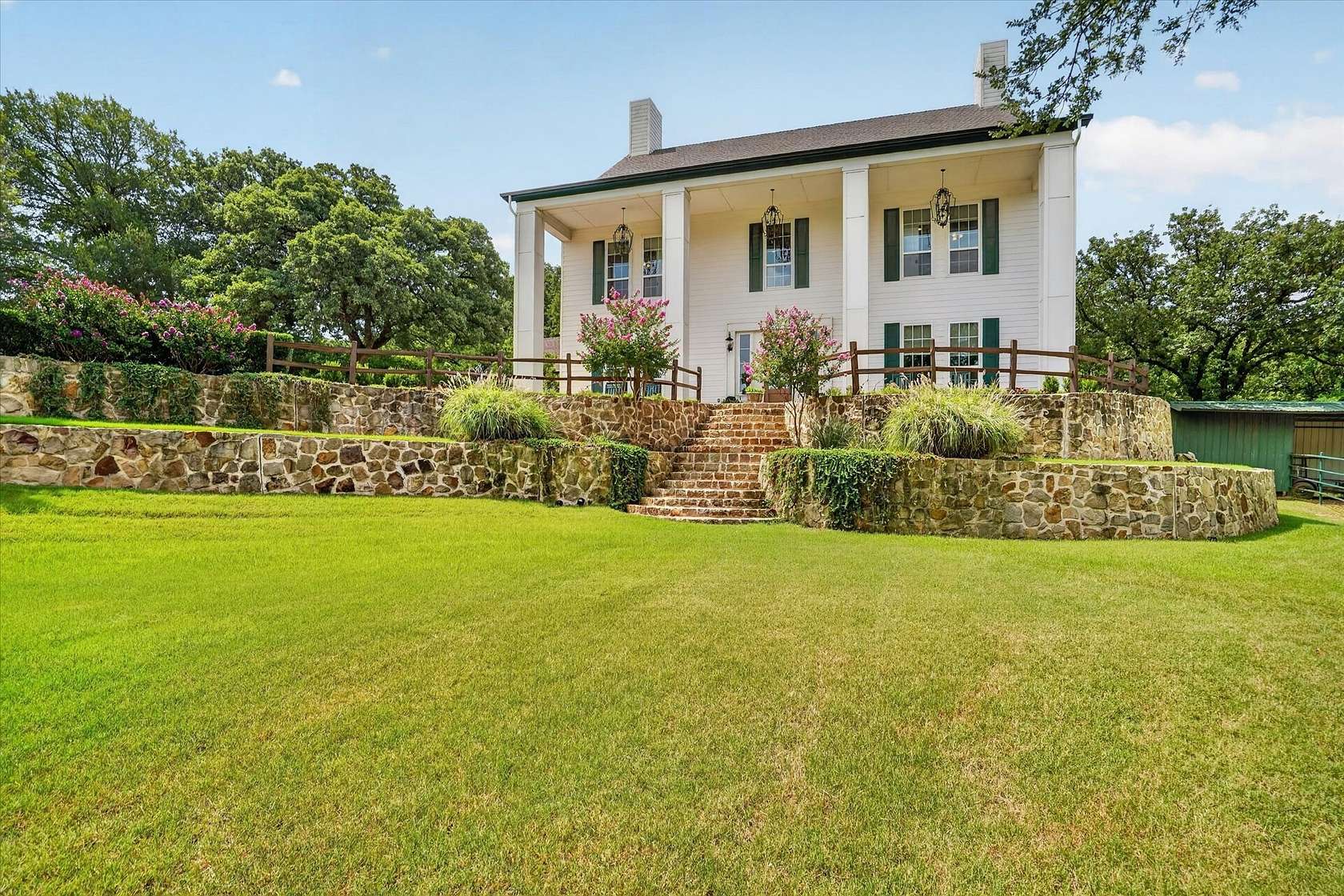4.26 Acres of Land with Home for Sale in Arlington, Texas