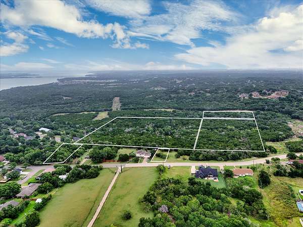 16 Acres of Land for Sale in Woodway, Texas