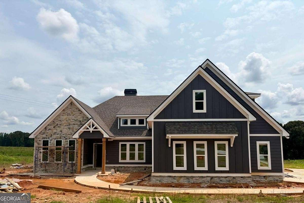 4 Acres of Land with Home for Sale in Roopville, Georgia