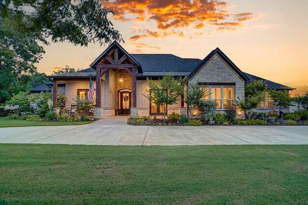 1.6 Acres of Land with Home for Sale in Granbury, Texas