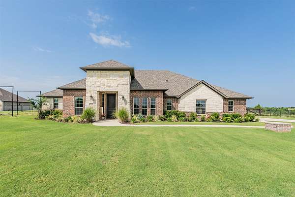 2 Acres of Land with Home for Sale in Decatur, Texas