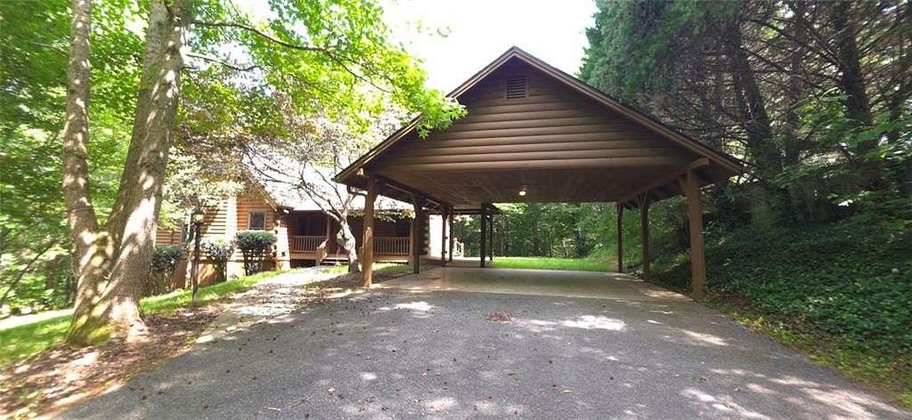2.49 Acres of Land with Home for Lease in Dawsonville, Georgia