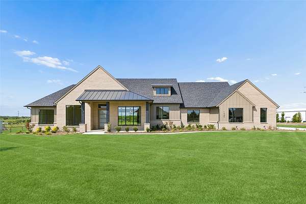 1.53 Acres of Land with Home for Sale in Royse City, Texas