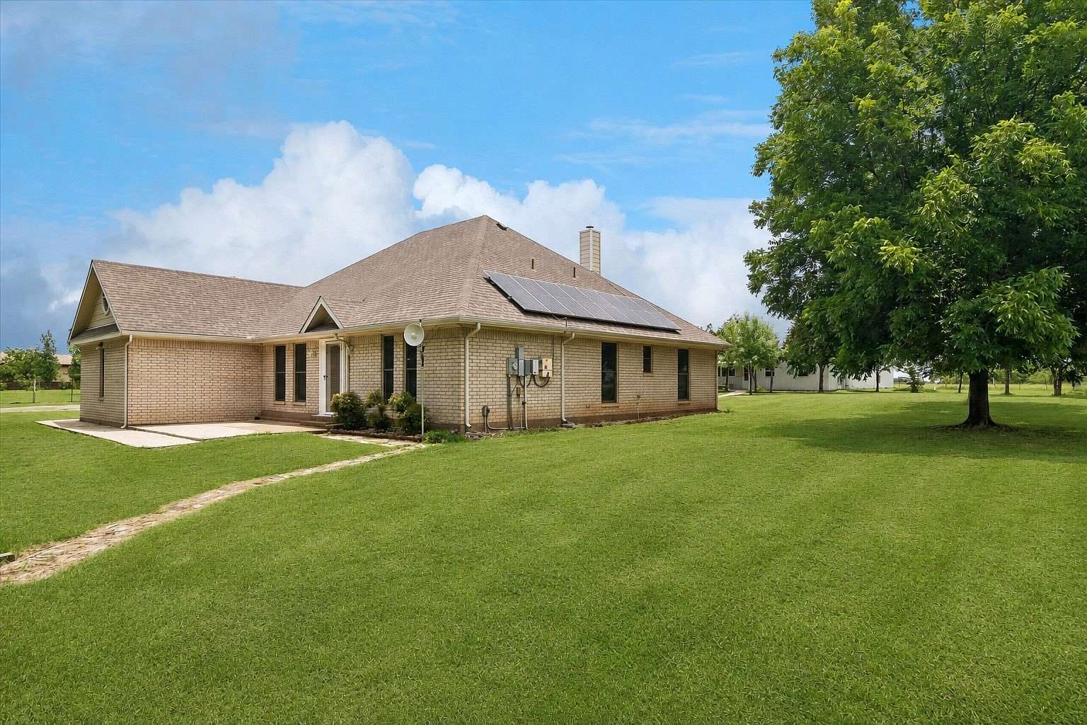 8 Acres of Land with Home for Sale in Sanger, Texas