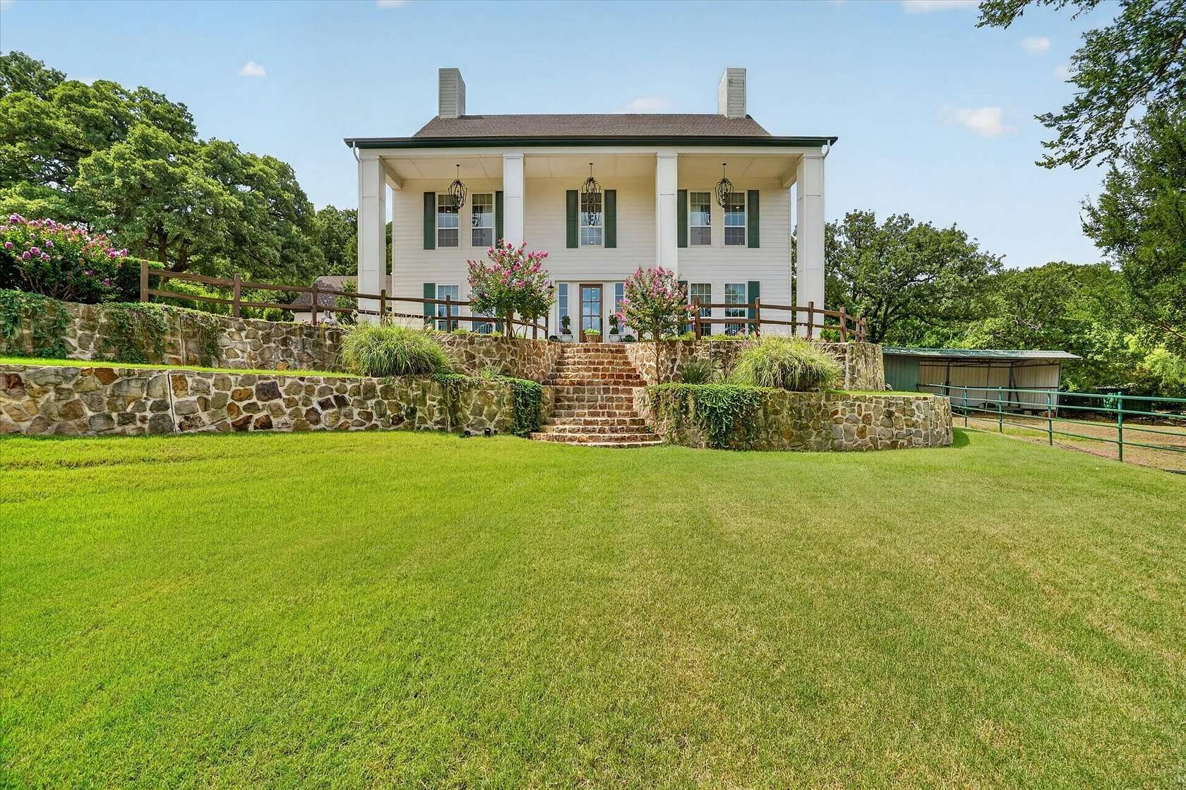 3.53 Acres of Land with Home for Sale in Arlington, Texas