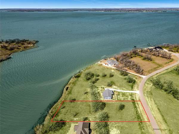 1 Acre of Residential Land for Sale in Streetman, Texas