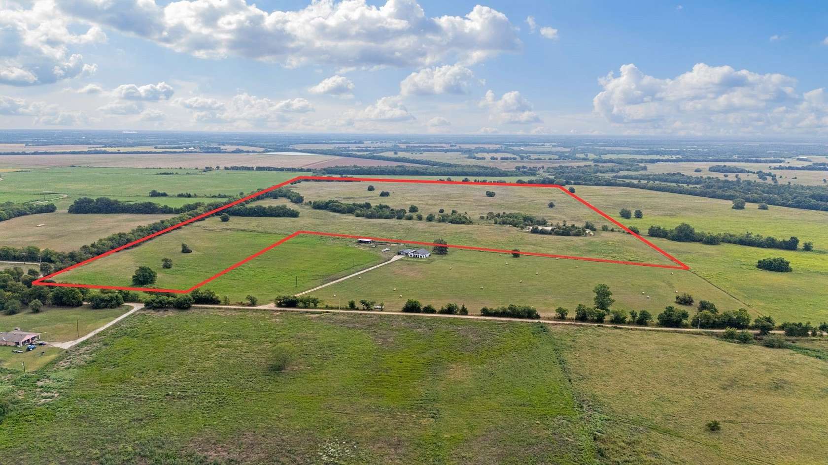 100 Acres of Agricultural Land for Sale in Brookston, Texas