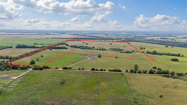 100 Acres of Agricultural Land for Sale in Brookston, Texas