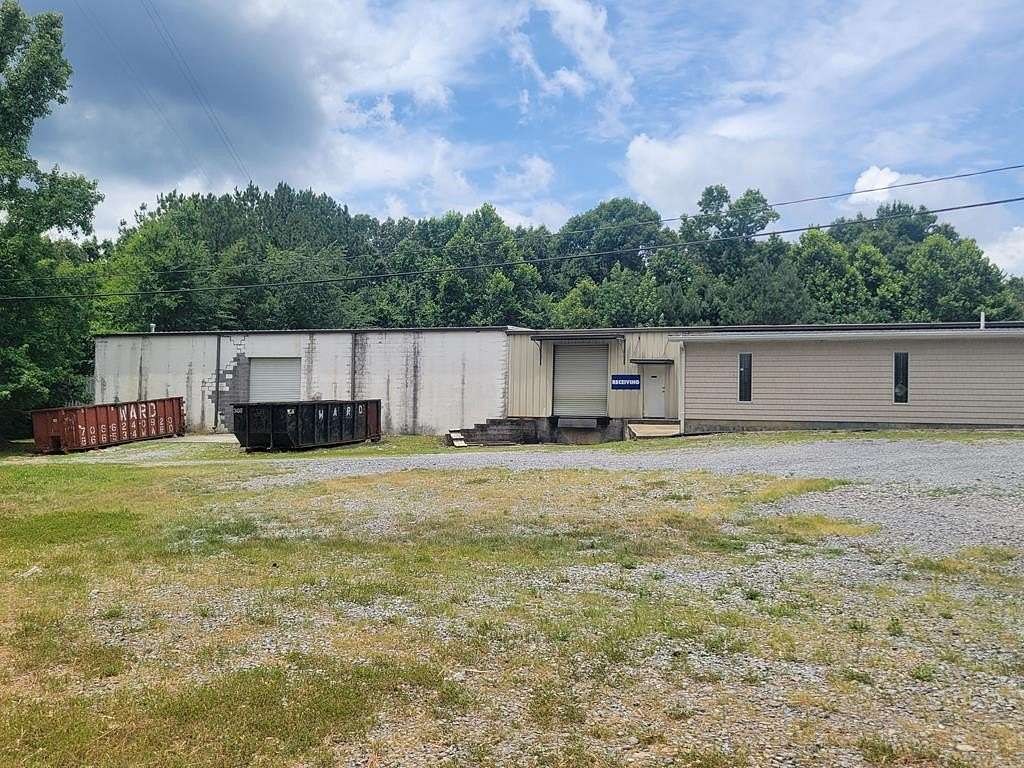 2 Acres of Improved Commercial Land for Sale in Chatsworth, Georgia