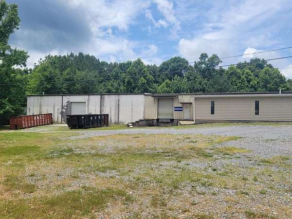 2 Acres of Improved Commercial Land for Sale in Chatsworth, Georgia