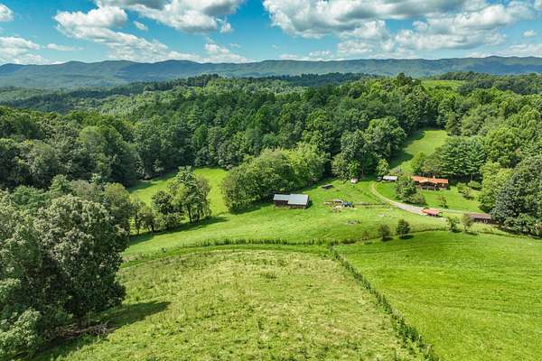 19.4 Acres of Land for Sale in Mountain City, Tennessee