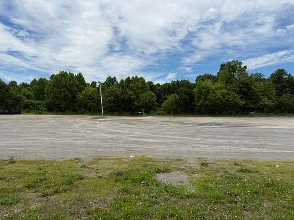 0.7 Acres of Commercial Land for Sale in Russell Springs, Kentucky