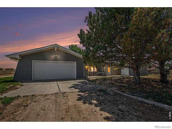 4.77 Acres of Land with Home for Sale in Greeley, Colorado