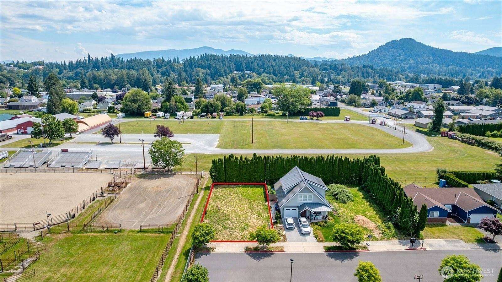 0.12 Acres of Residential Land for Sale in Mount Vernon, Washington