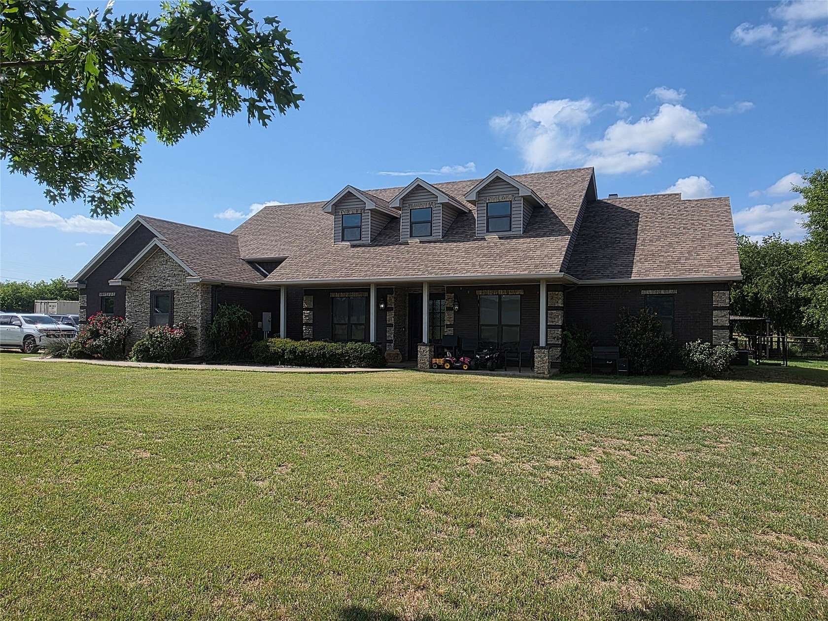 2 Acres of Land with Home for Sale in Jermyn, Texas