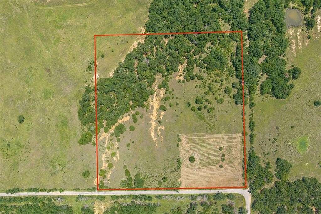 10 Acres of Residential Land for Sale in Ardmore, Oklahoma