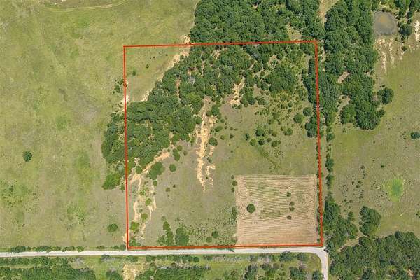 10 Acres of Residential Land for Sale in Ardmore, Oklahoma