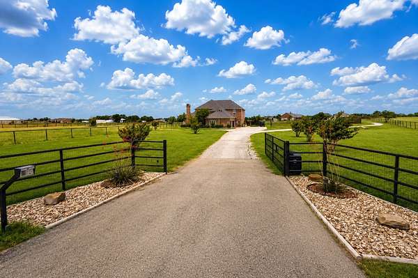 5 Acres of Land with Home for Sale in Northlake, Texas