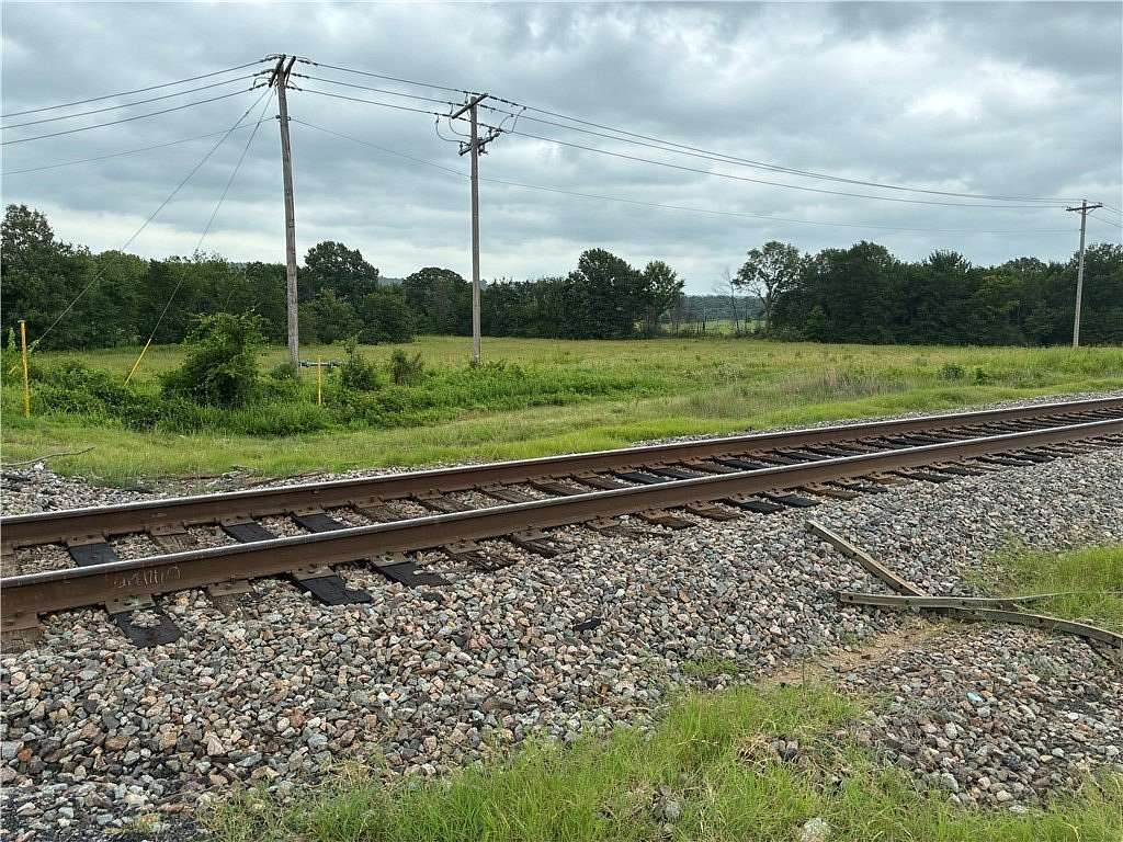 8 Acres of Commercial Land for Sale in Russellville, Arkansas
