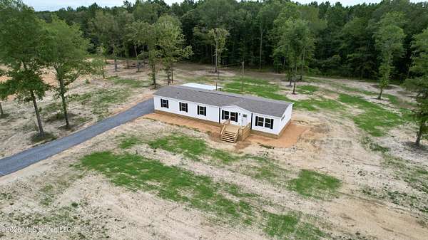 2 Acres of Land with Home for Sale in Bogue Chitto, Mississippi