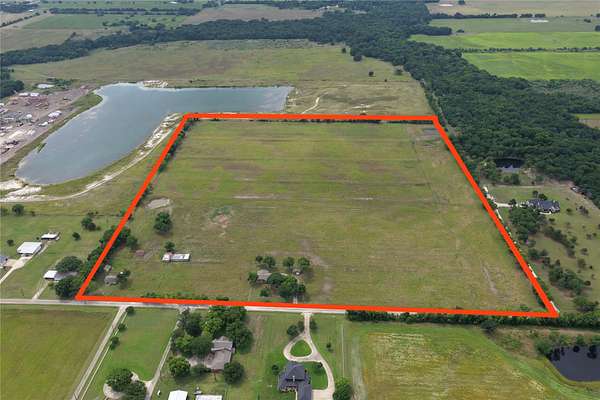37 Acres of Agricultural & Residential Land for Sale in Ennis, Texas