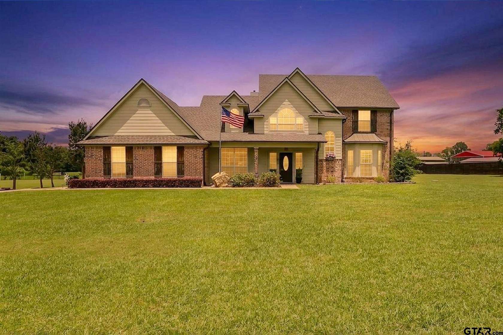 5.62 Acres of Land with Home for Sale in Canton, Texas