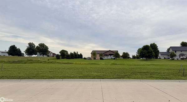 0.28 Acres of Residential Land for Sale in Chariton, Iowa