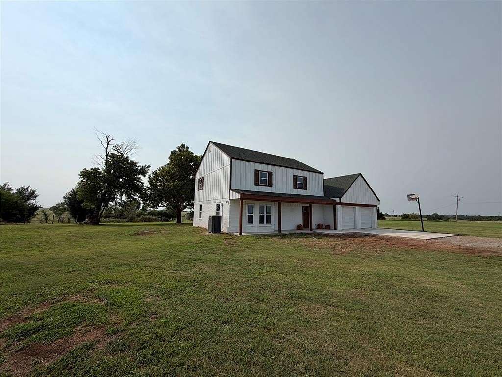 6 Acres of Land with Home for Sale in Chickasha, Oklahoma