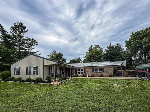 6 Acres of Land with Home for Sale in Calhoun, Kentucky