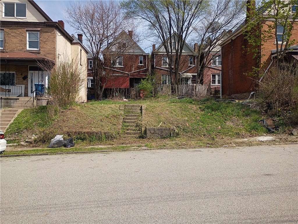 0.04 Acres of Residential Land for Sale in Pittsburgh, Pennsylvania