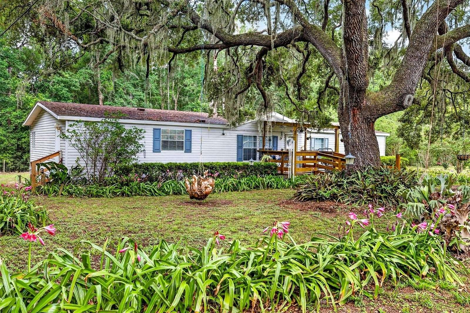 5 Acres of Land with Home for Sale in Dade City, Florida