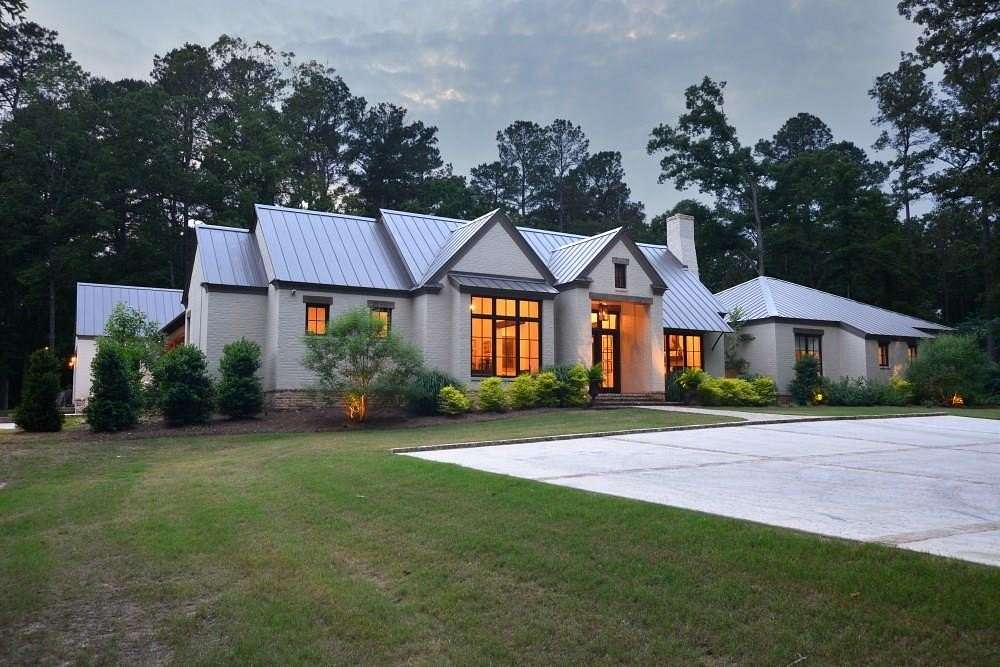 6.85 Acres of Land with Home for Sale in Oxford, Mississippi