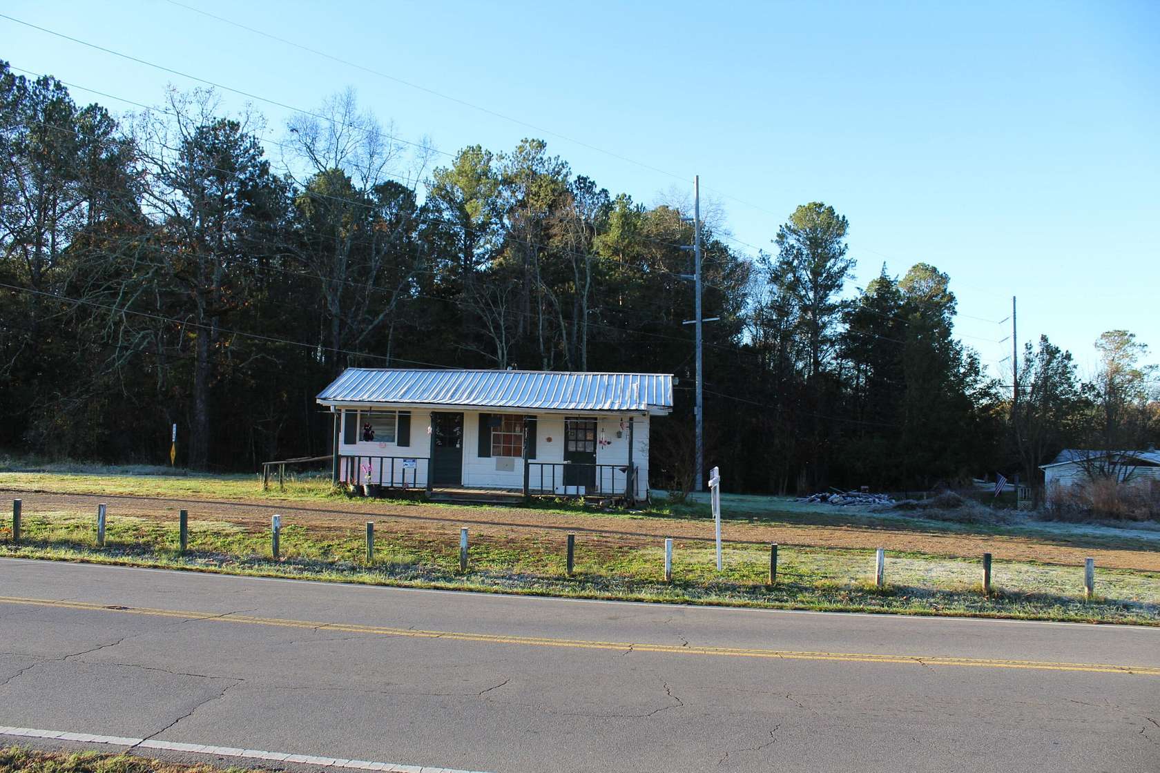 2 Acres of Improved Mixed-Use Land for Sale in Cleveland, Tennessee