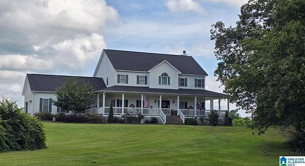 38.5 Acres of Land with Home for Sale in Verbena, Alabama