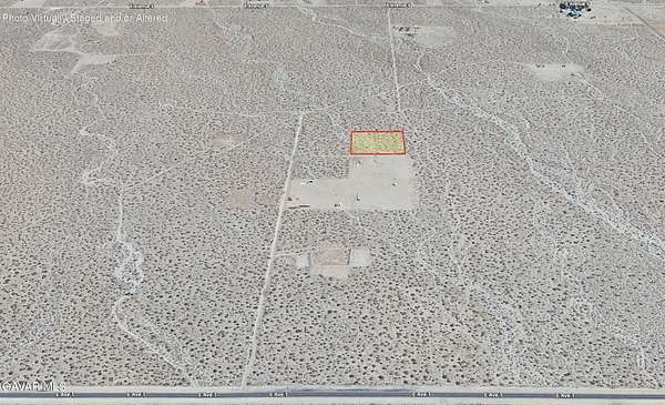 2.5 Acres of Land for Sale in Littlerock, California