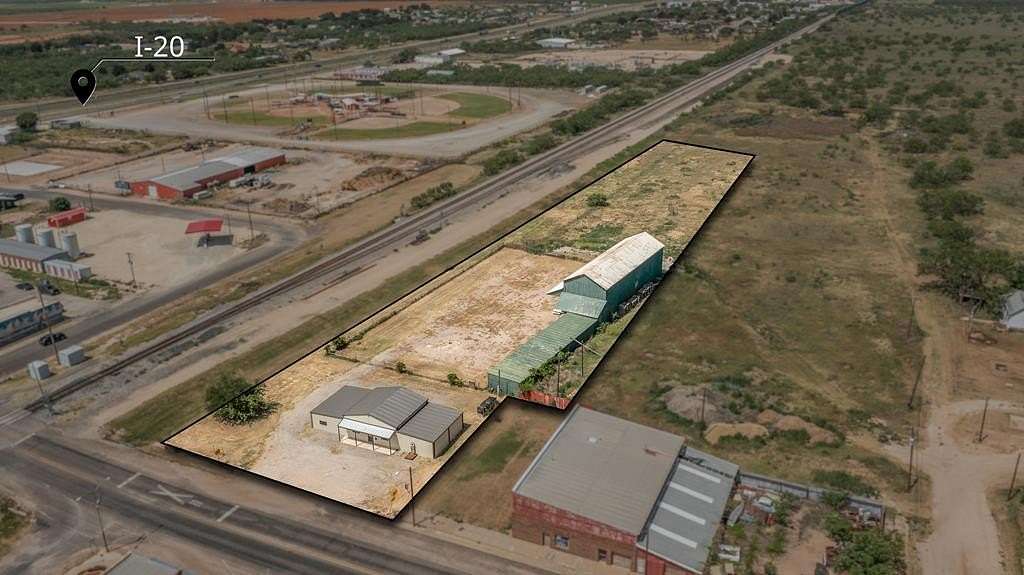 2.66 Acres of Improved Commercial Land for Sale in Coahoma, Texas