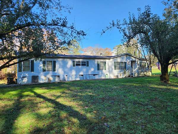 2 Acres of Improved Mixed-Use Land for Sale in Cleveland, Tennessee