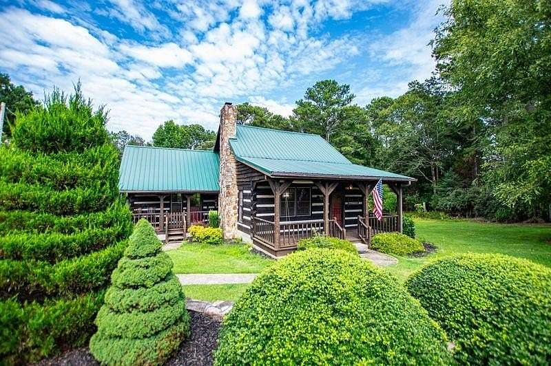 8 Acres of Land with Home for Sale in Winston, Georgia
