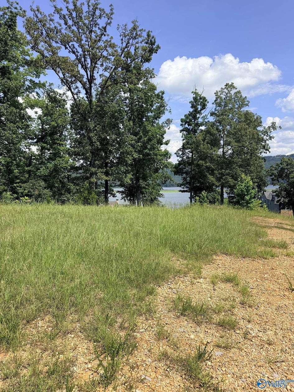 1.18 Acres of Residential Land for Sale in Scottsboro, Alabama