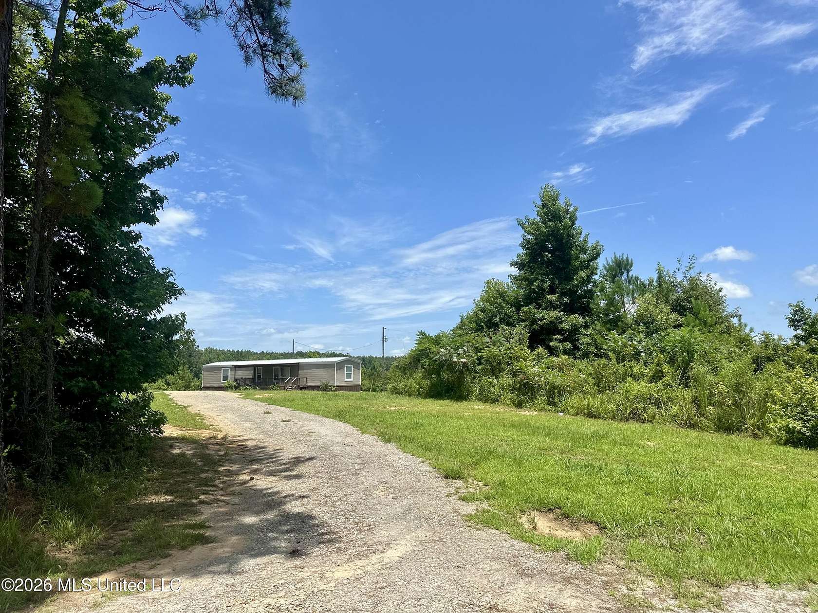 10 Acres of Recreational & Residential Land for Sale in Kosciusko, Mississippi