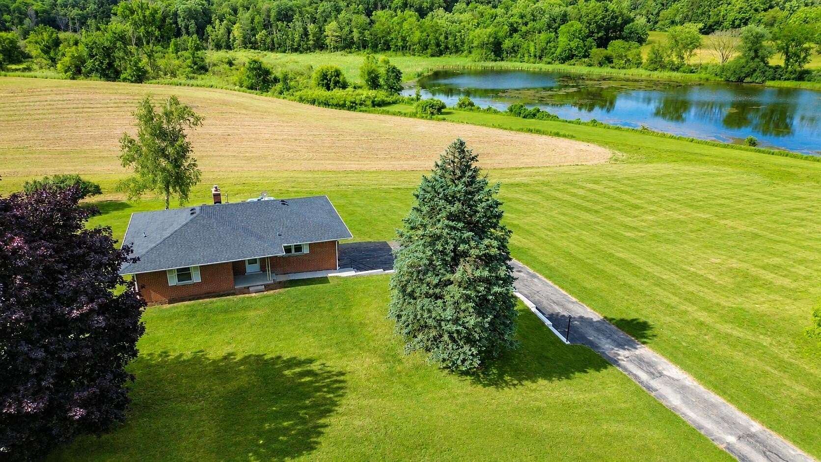 2 Acres of Land with Home for Sale in Manchester, Michigan
